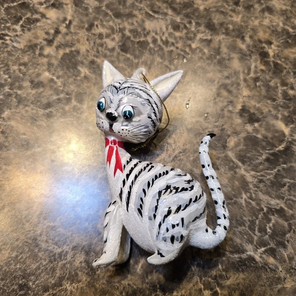 VTG‎ RARE SLAVIC Treasures Collectible hand Blown GLASS CAT FIGURINE Ornament